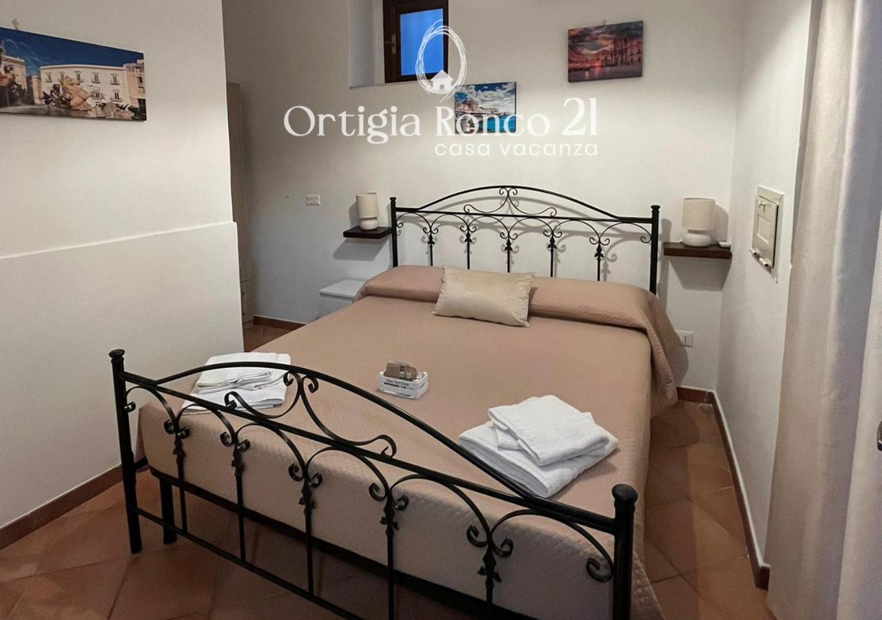 Ortigia Ronco 21 - Casa Vacanza Syrakus Exterior foto